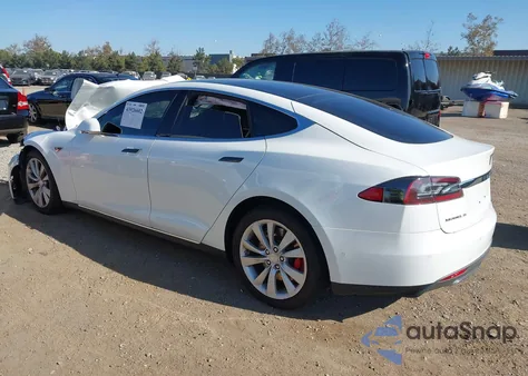 2015 Tesla Model S 85D/P85D from USA, damaged, VIN 5YJSA1E4XFF105274